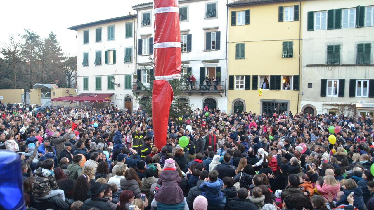 L'arrivo della Befana dall'alto