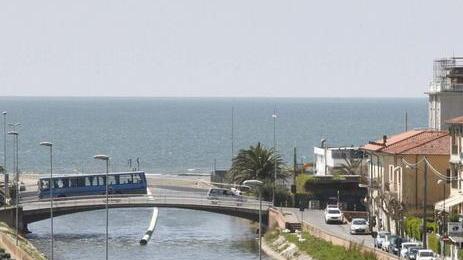 Mare pulito in Versilia, al via a maggio l’impianto di ionizzazione