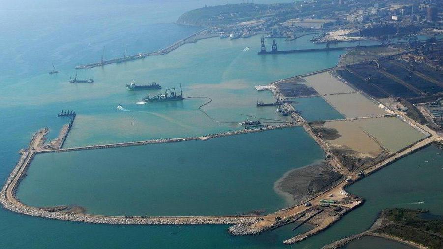 E intanto Piombino accelera Ora i traffici puntano al raddoppio
