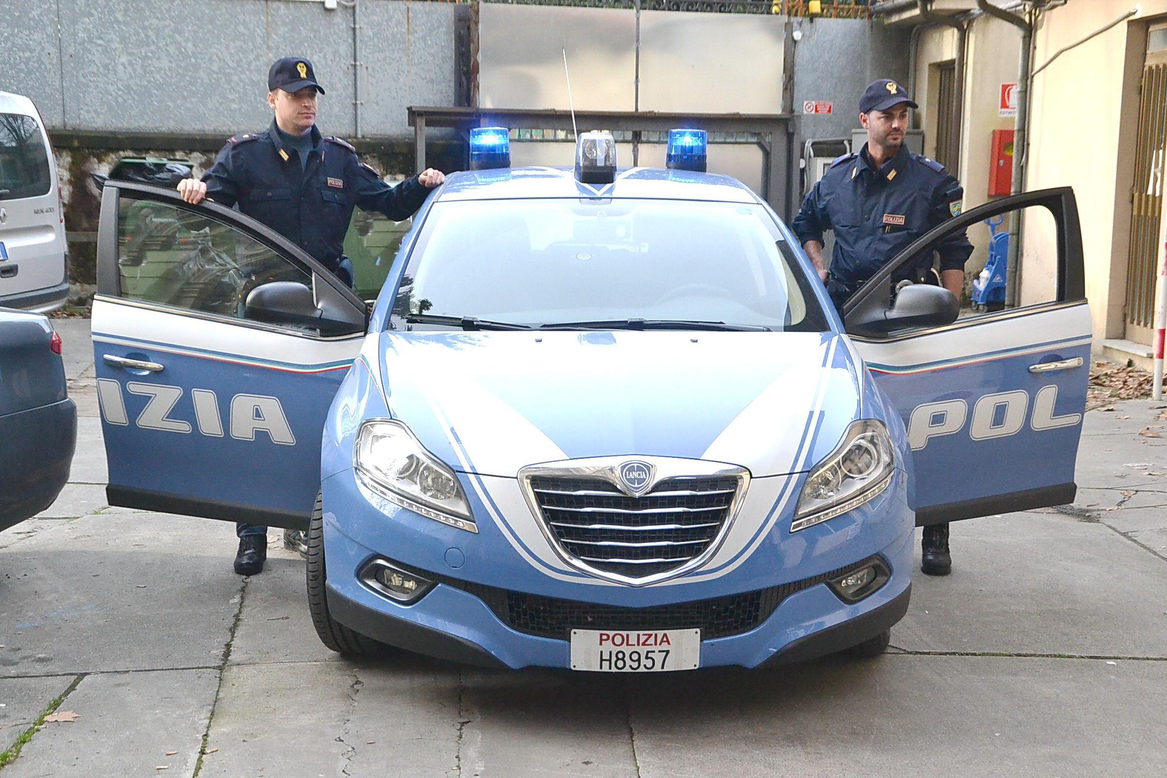 Una pattuglia della polizia