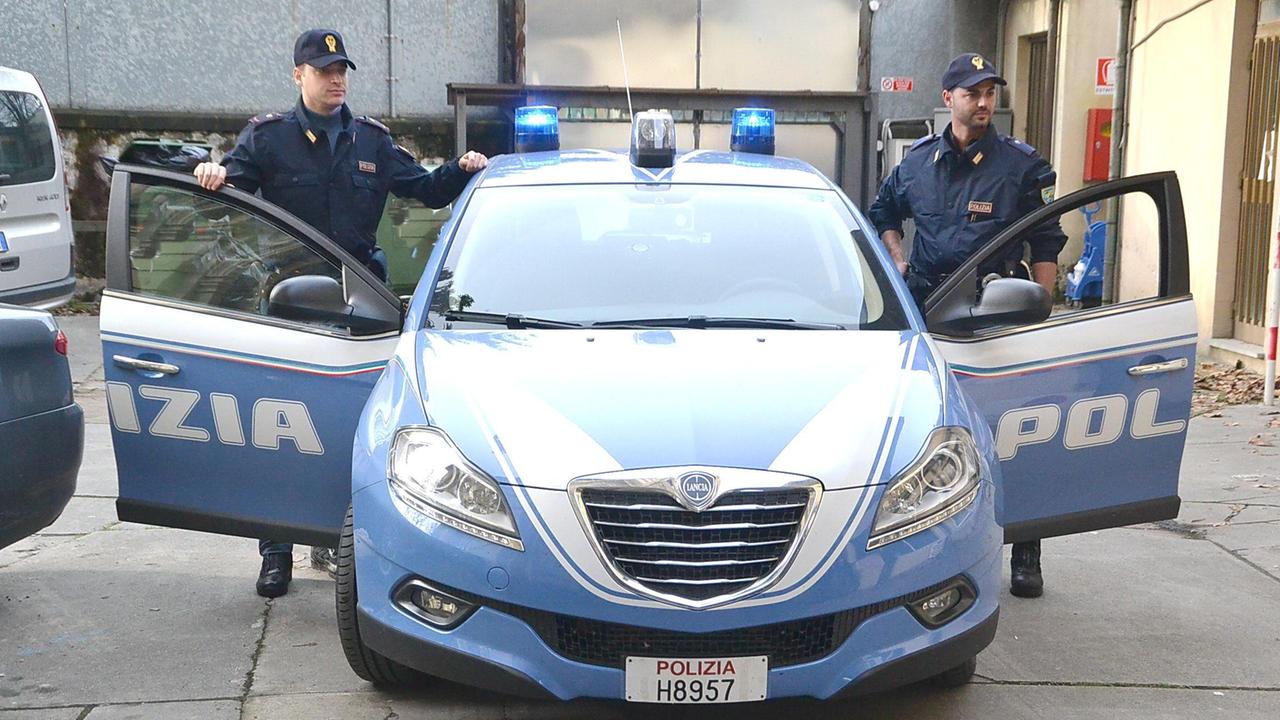 Una pattuglia della polizia
