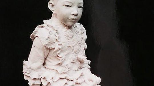 Una delle statue dei principini del Siam ritratti da Carlo Nicoli nel 1888 per il re Rama V
