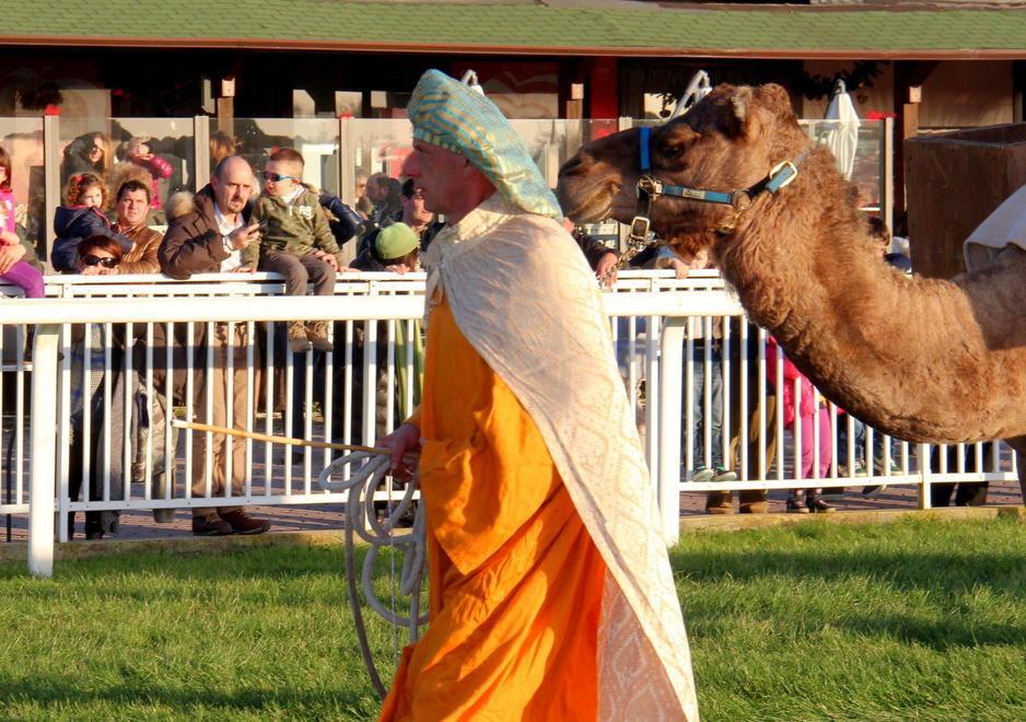 Arriva la Befana e fa felici i bambini 