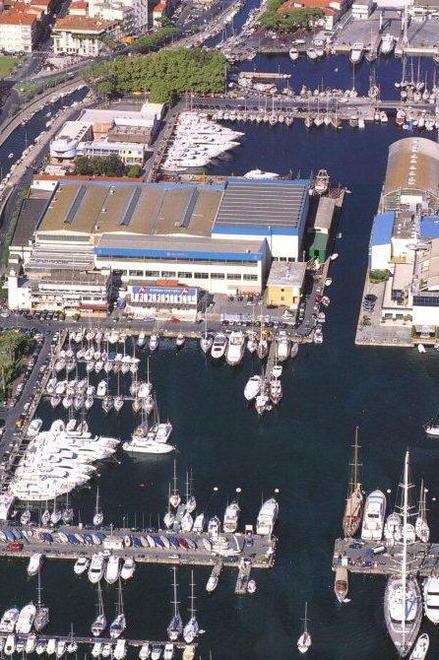 Cambiare il porto dalle concessioni Il progetto della Fiom 