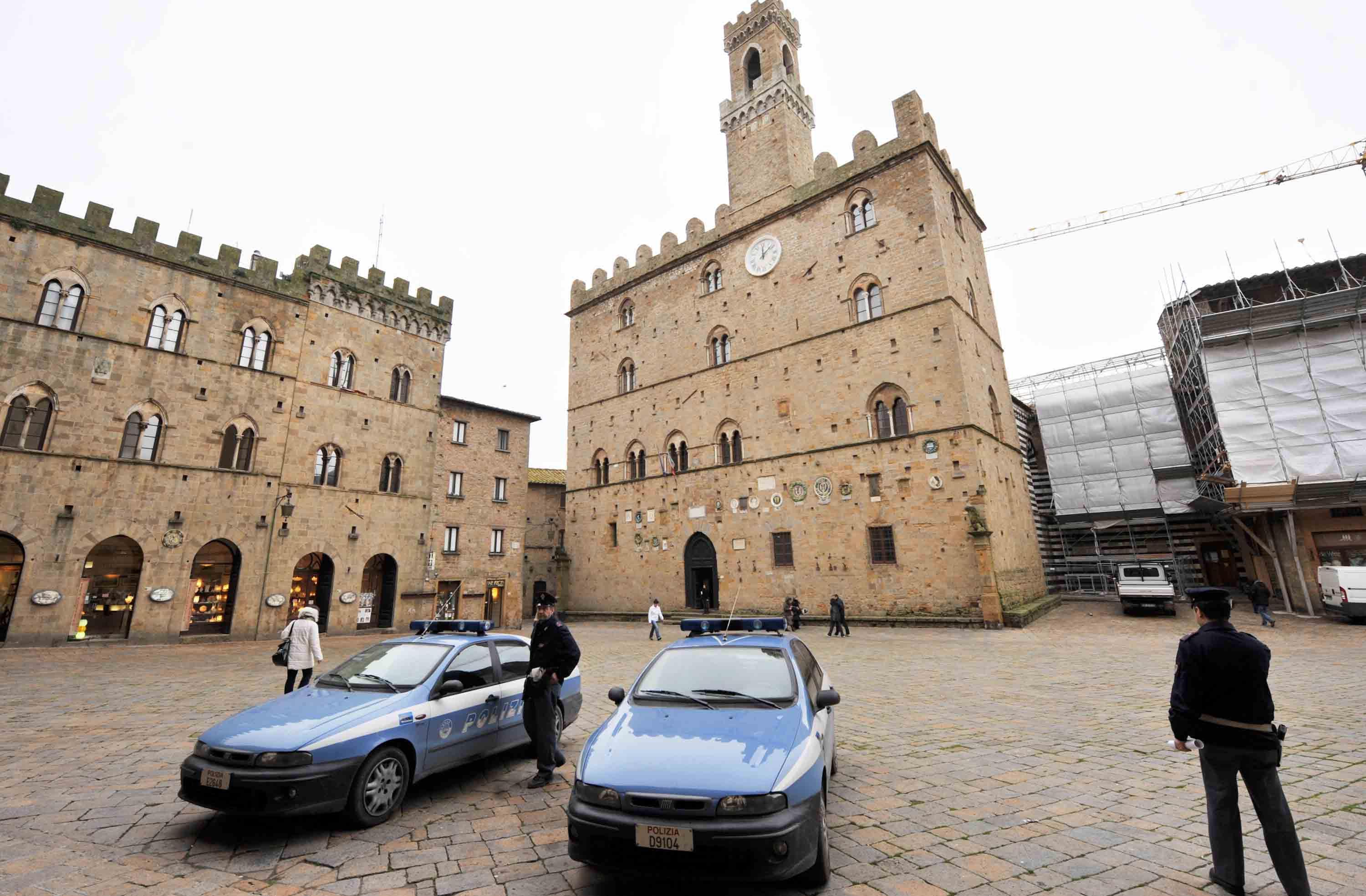 La polizia a Volterra