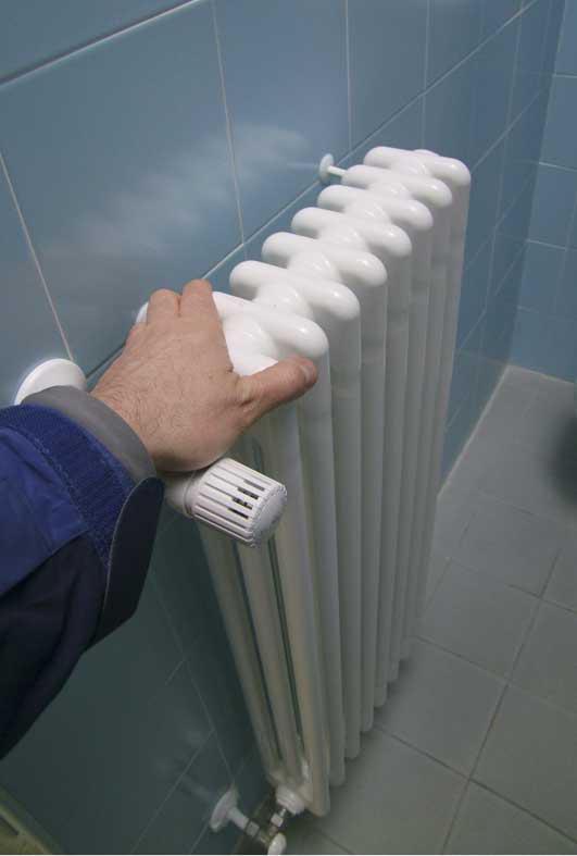 Un termosifone all'interno di una scuola 