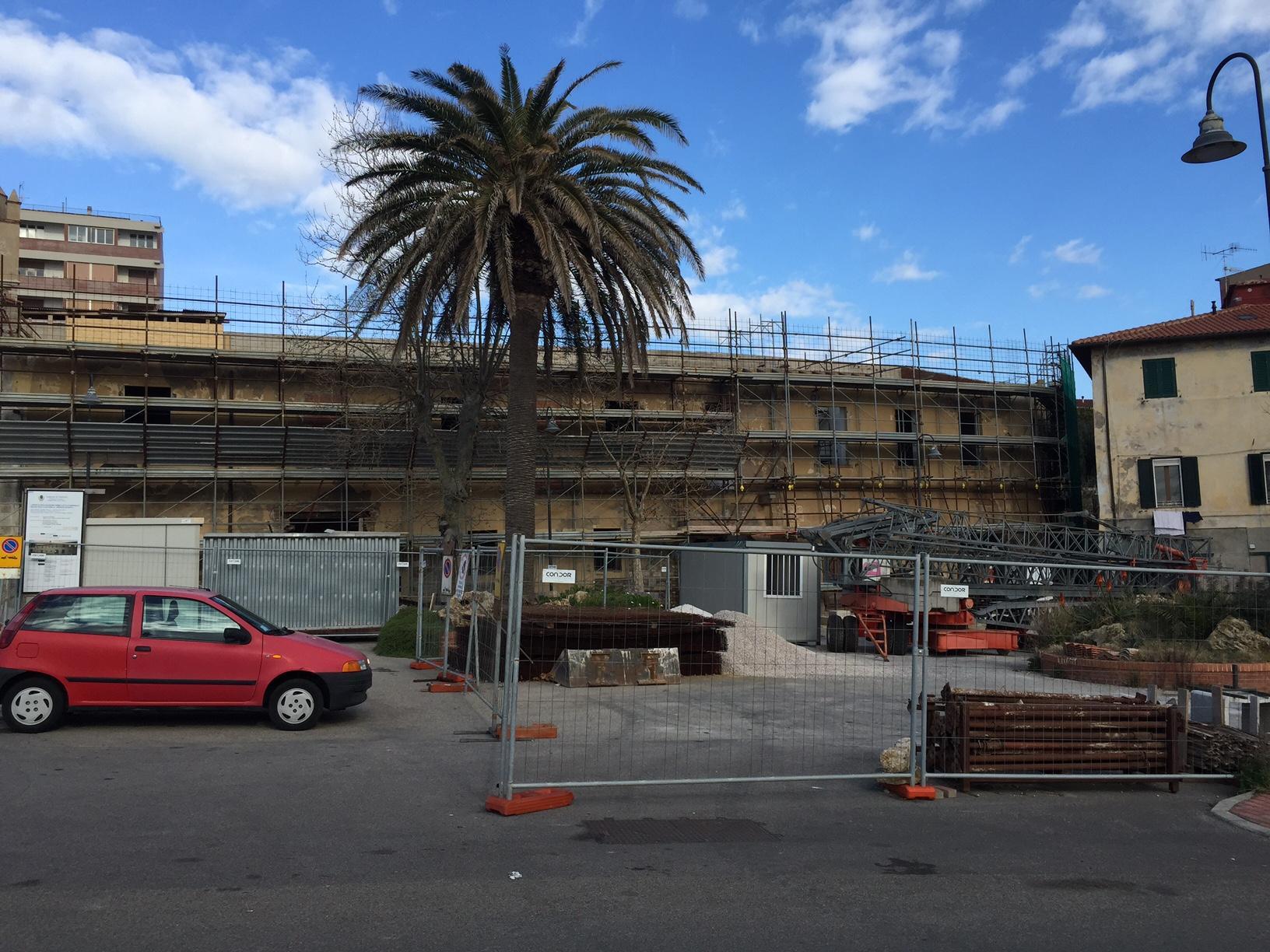 Il cantiere in piazza Manzoni