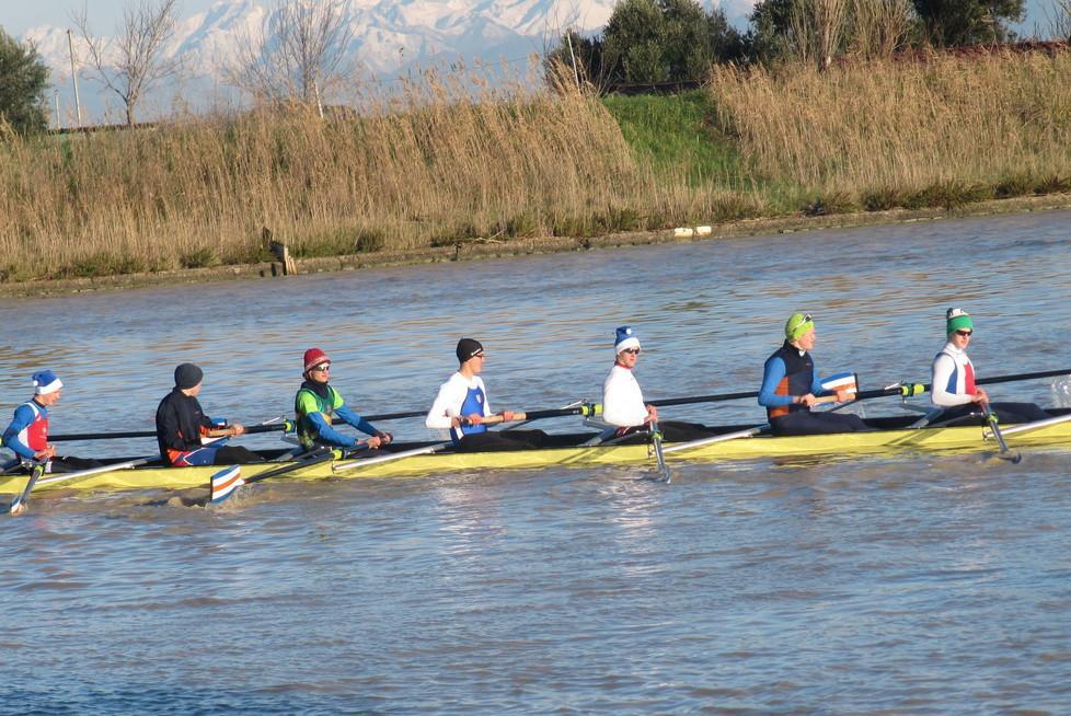 Un prestigioso club svizzero ospite dei Canottieri