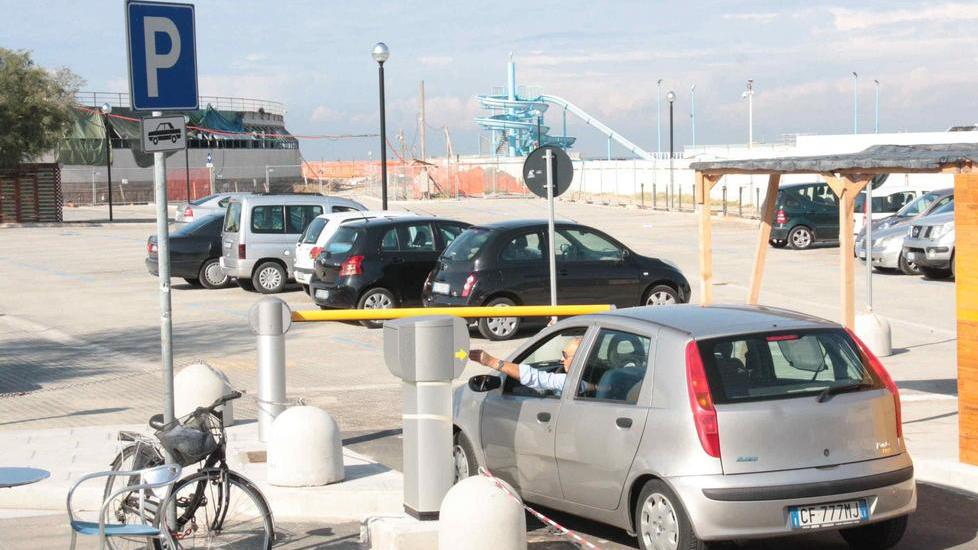 Parcheggio acquario nuove tariffe per la bassa stagione