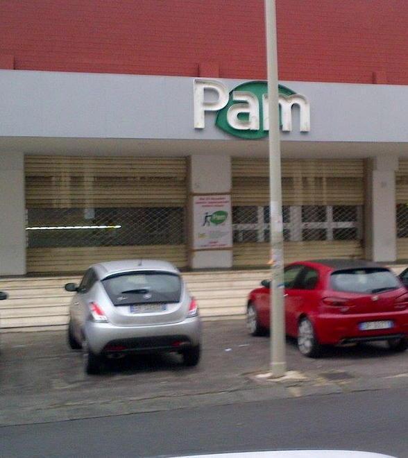 La Pam chiude via Capponi e in sei perdono il posto 