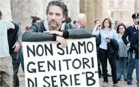 Una manifestazione di protesta dei padri separati