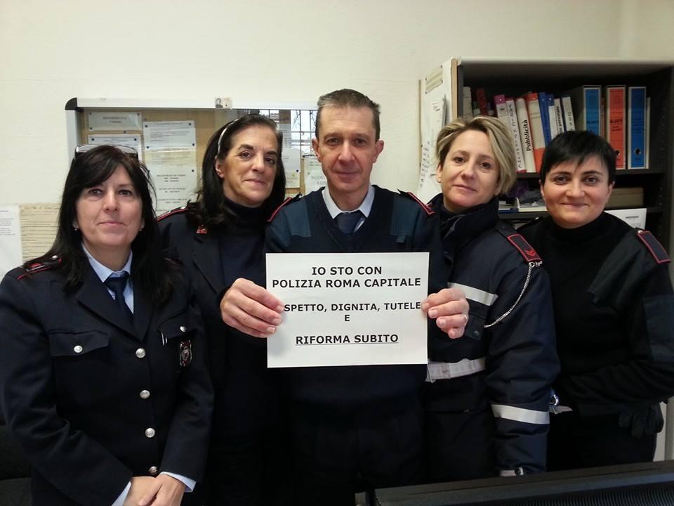 La foto postata su Facebook