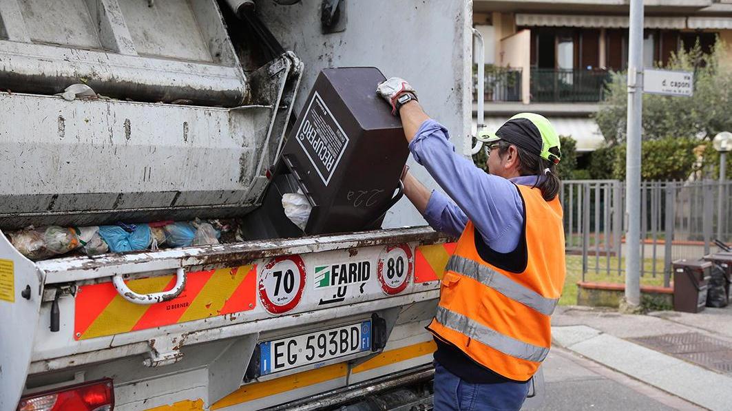 La raccolta porta a porta dei rifiuti
