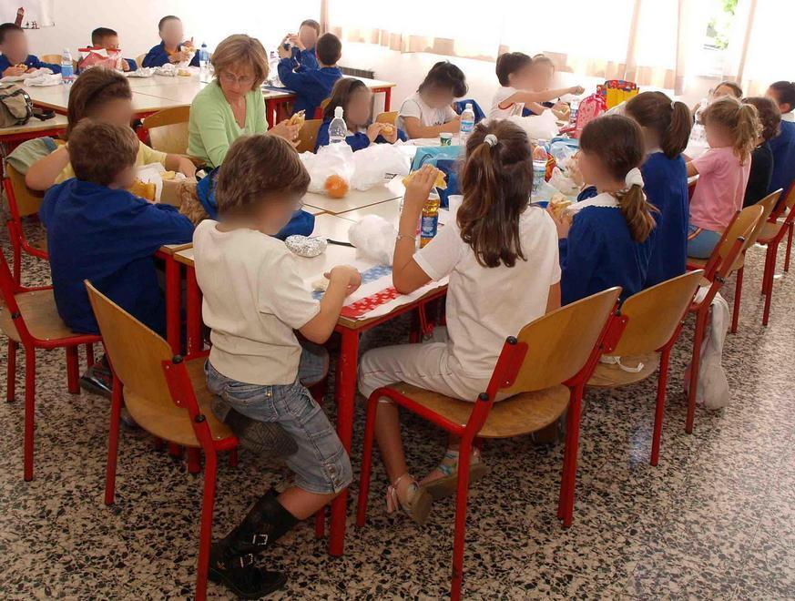 Fatture mensa in ritardo, slitta il pagamento 