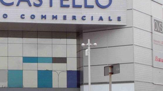 «Derubata degli stipendi e delle tredicesime»