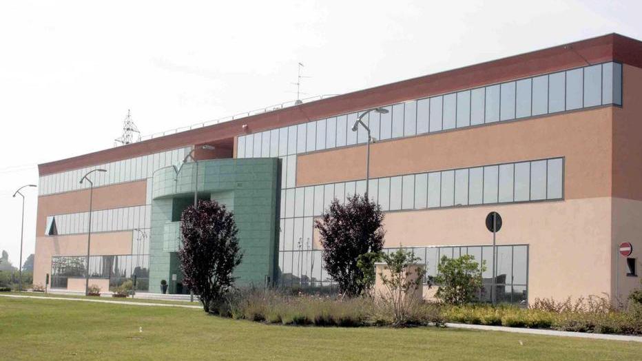 La raccolta dei rifiuti Cmv Servizi dà il via al progetto eco-sacco