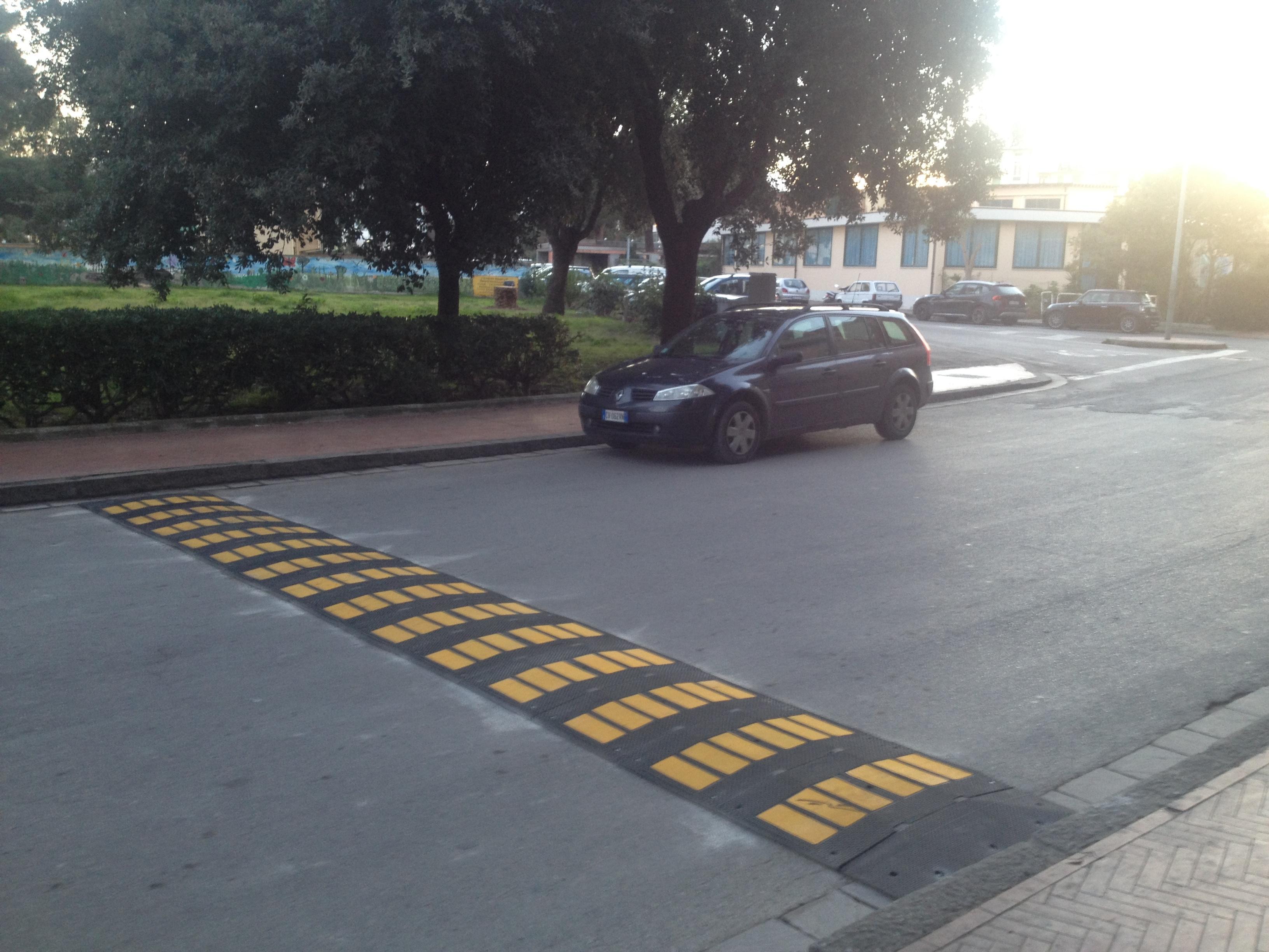 Uno dei dissuasori installati a Portoferraio