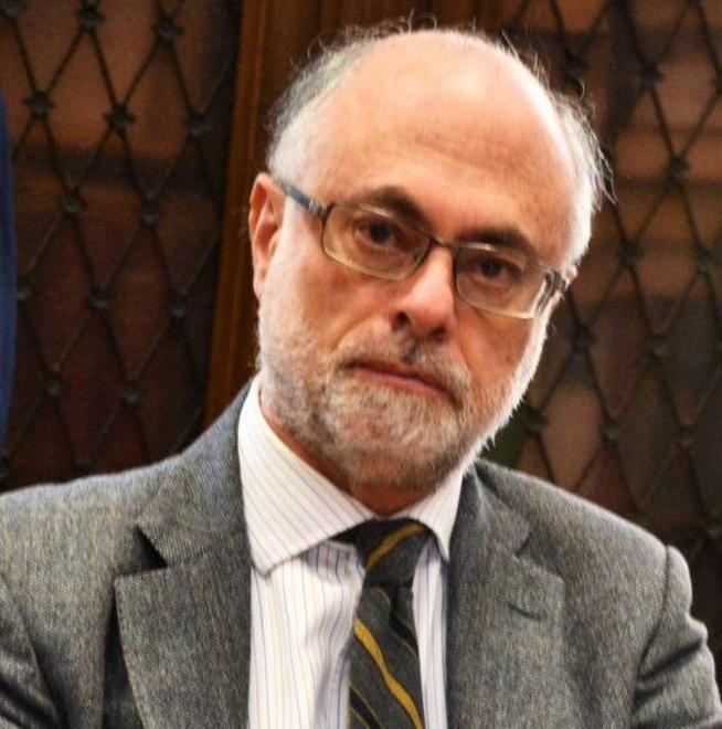 Lottizzazione abusiva in area a vincolo paesaggistico