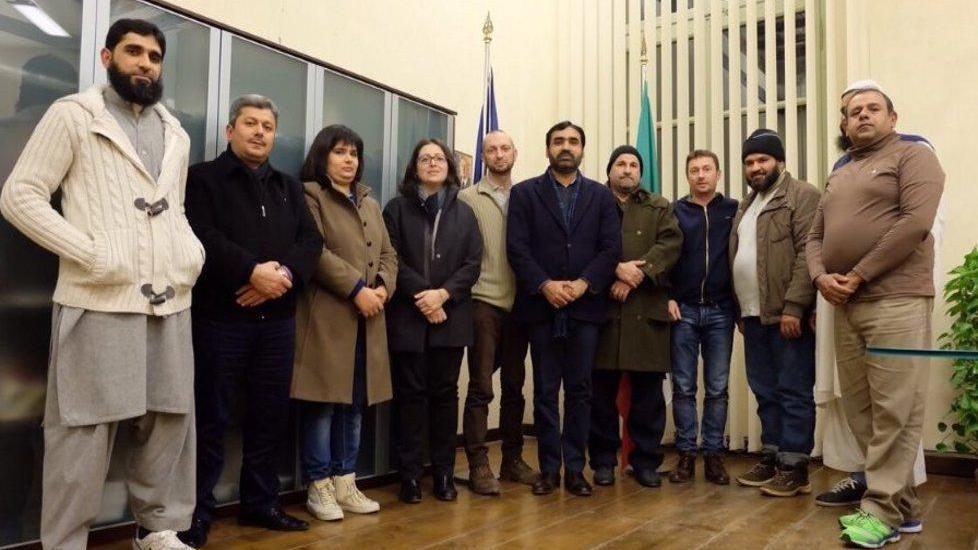 Gli islamici: «No alla violenza»