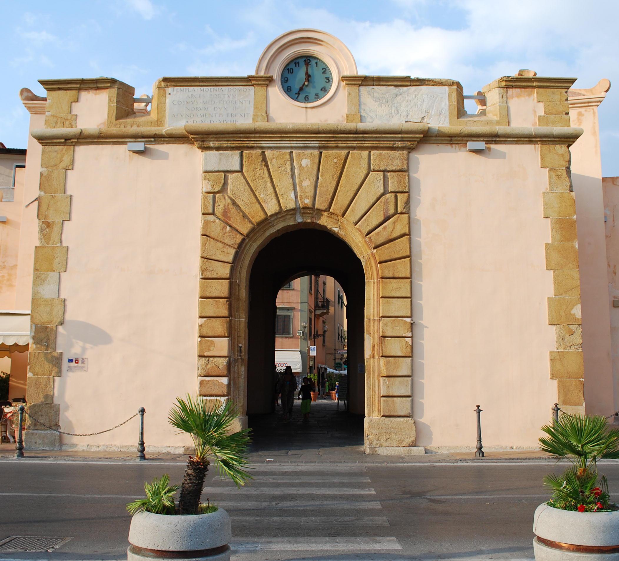 La Porta a Mare di Portoferraio (foto Giò Di Stefano)