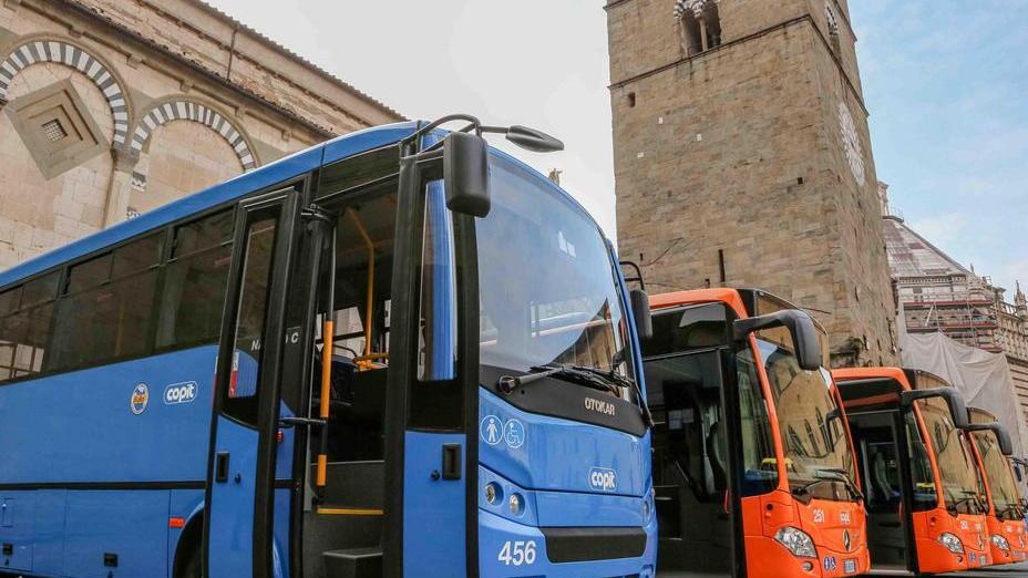 Tariffe scontate sui bus per le famiglie in difficoltà