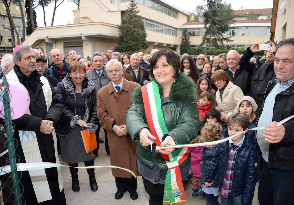Vescovo e vicesindaco alla festa per l’apertura del nido cattolico