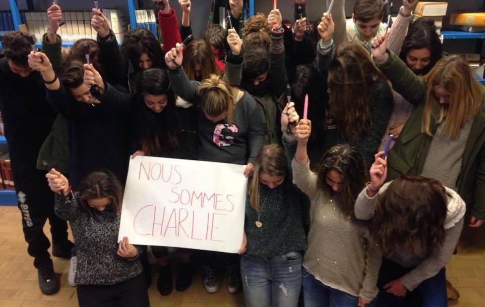 “Nous sommes Charlie” la solidarietà degli studenti