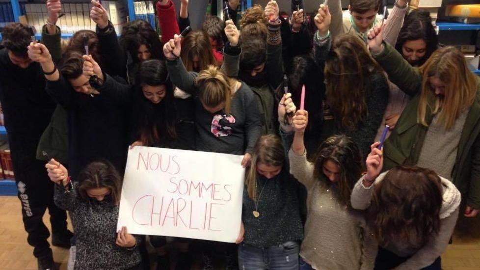 “Nous sommes Charlie” la solidarietà degli studenti