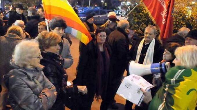 Il presidio «Je suis Charlie» per dire no al terrorismo