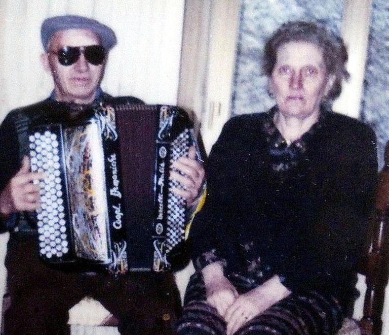 Muoiono a poche ore di distanza dopo 71 anni di vita coniugale 