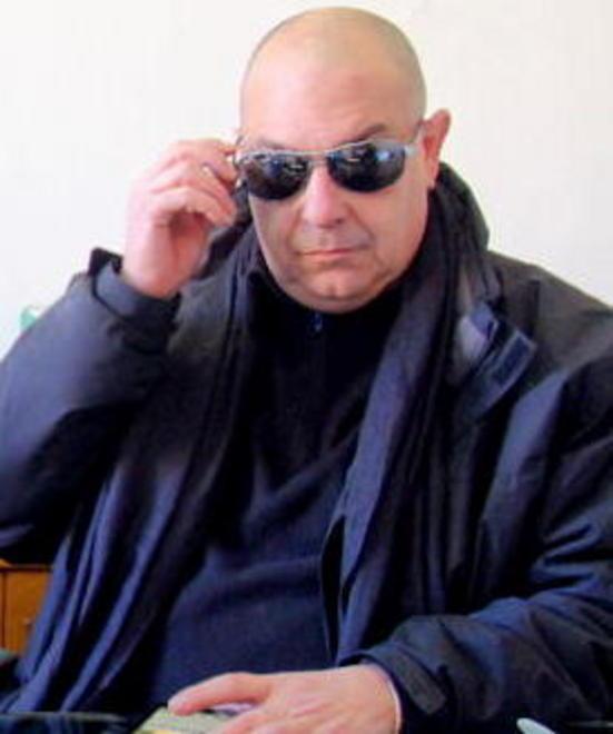 «Alt al commissariamento e alla paralisi» 