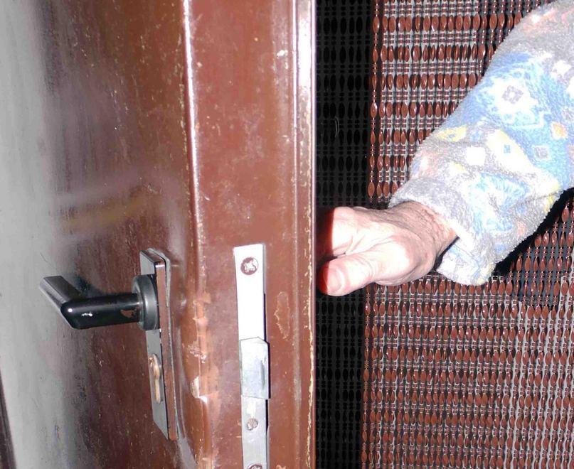 I ladri rubano in tre case di via Marzocchi 