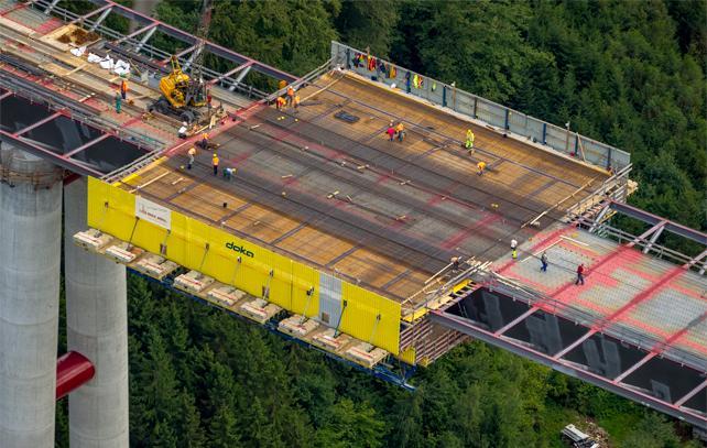 Un cantiere edile (foto Corbis)