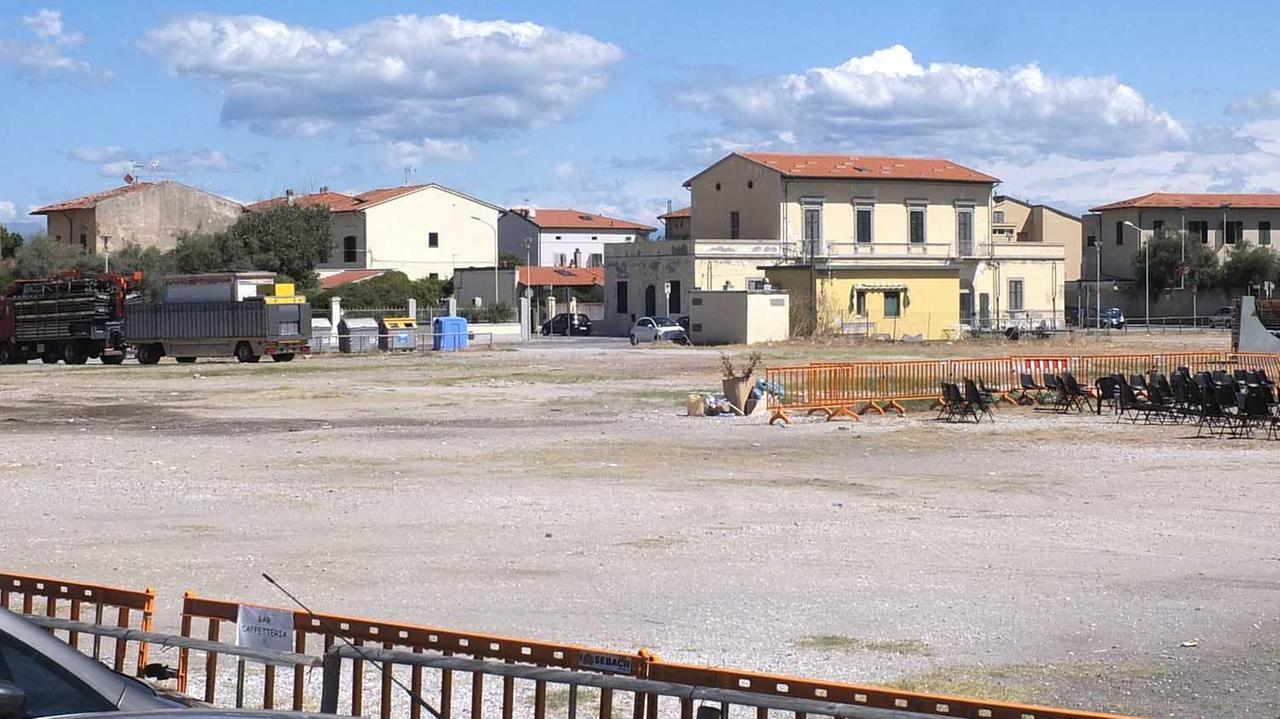Piazza Viviani a Marina di Pisa