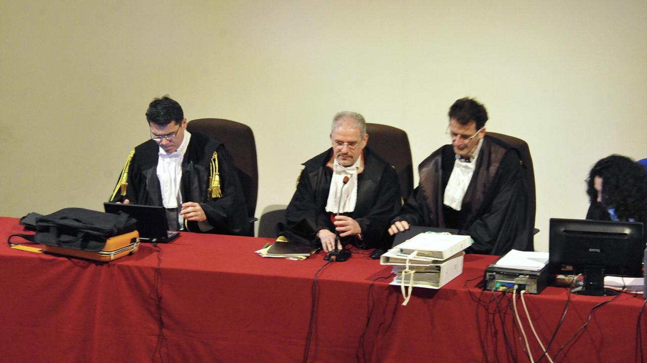 Il collegio giudicante in una foto di archivio (foto Bf)