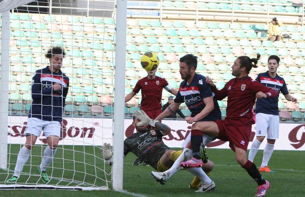 Reggiana bruttina ma vincente 