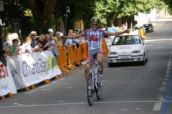 Younes Fatmi quando correva con la maglia della All Sports di Ponsacco