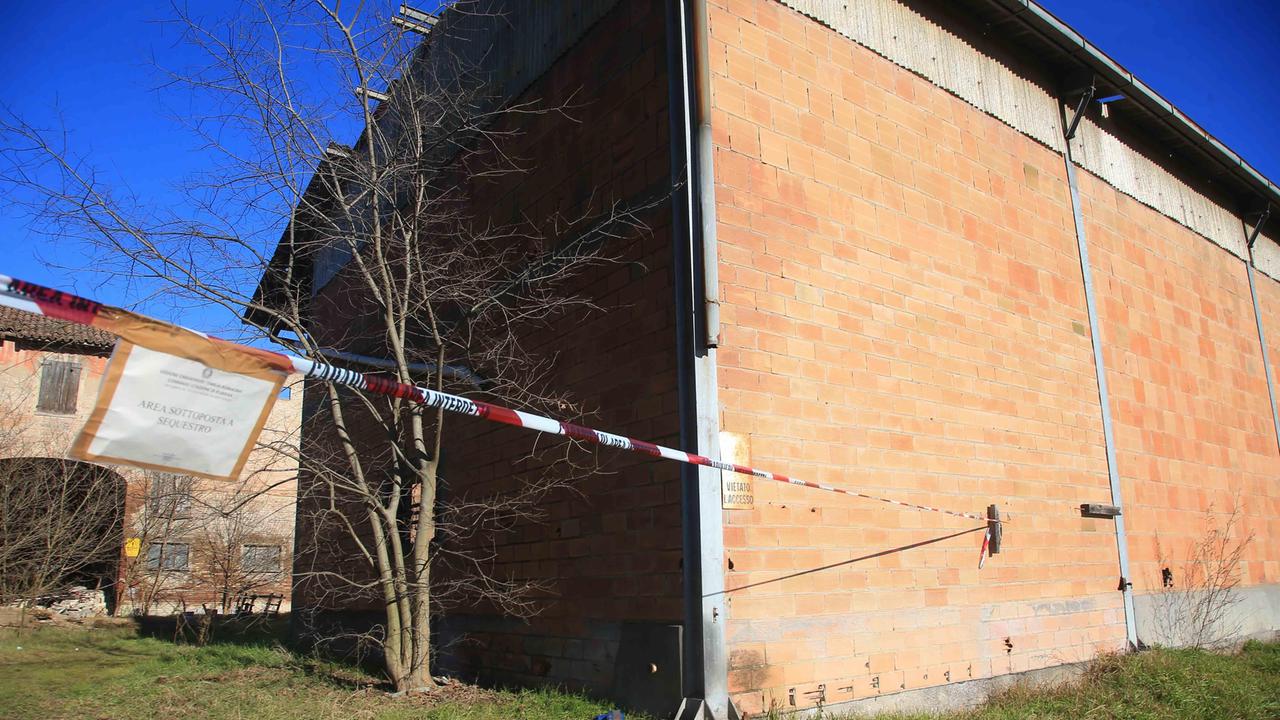 Morto carbonizzato, s'indaga per omicidio