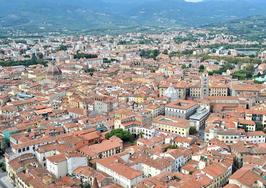 Casa, calano le richieste in collina: quotazioni giù