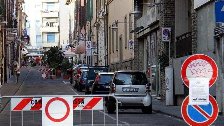 «Così la Ztl uccide il centro» I no alla chiusura su 24 ore