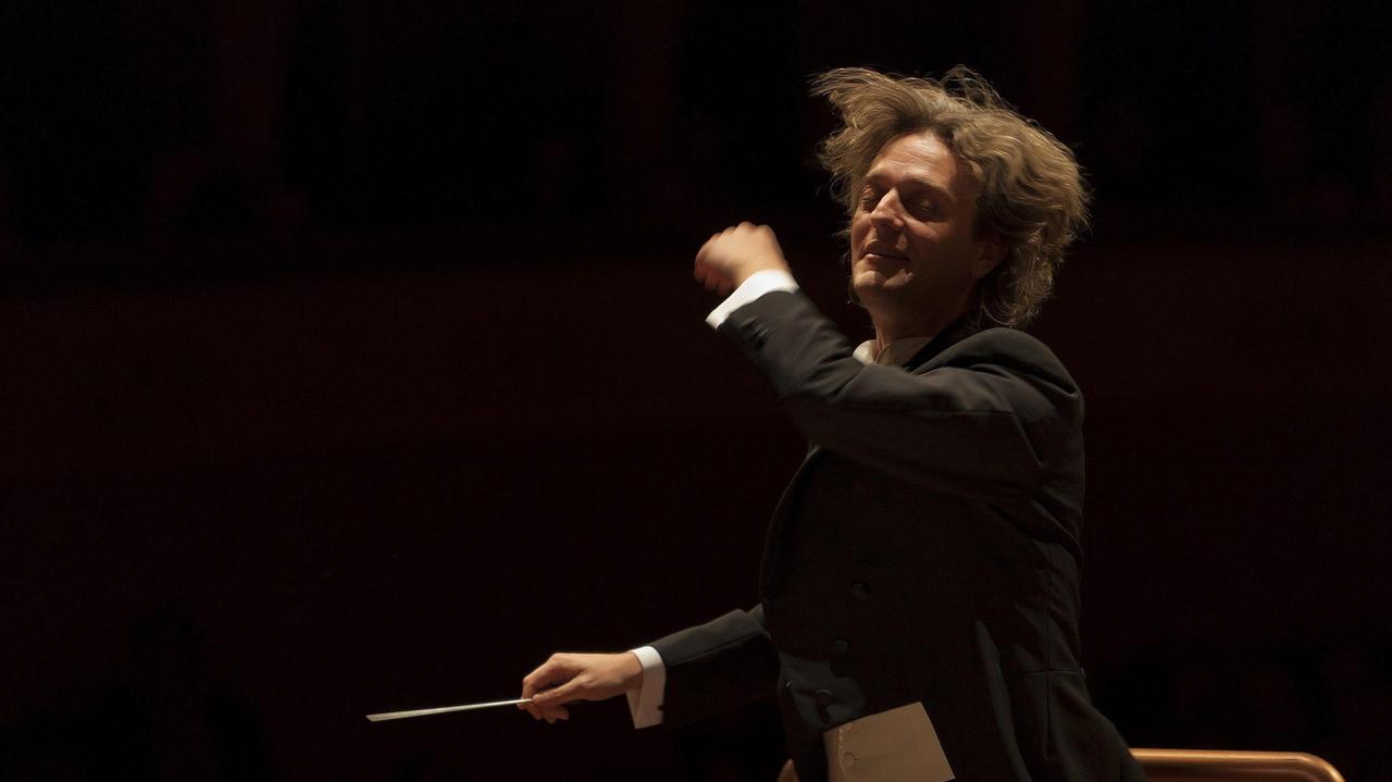 Umberto Clerici e l'orchestra Leonore al teatro Manzoni