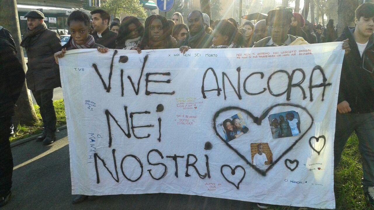 Sylvester, corteo silenzioso in memoria del 14enne