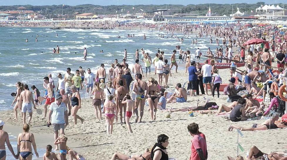 Legambiente: spiaggia libera al posto del bagno americano