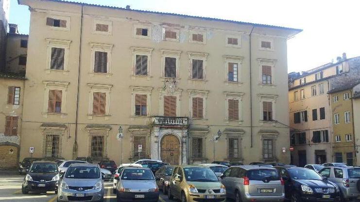 Palazzo Tommasi, vendita vicina