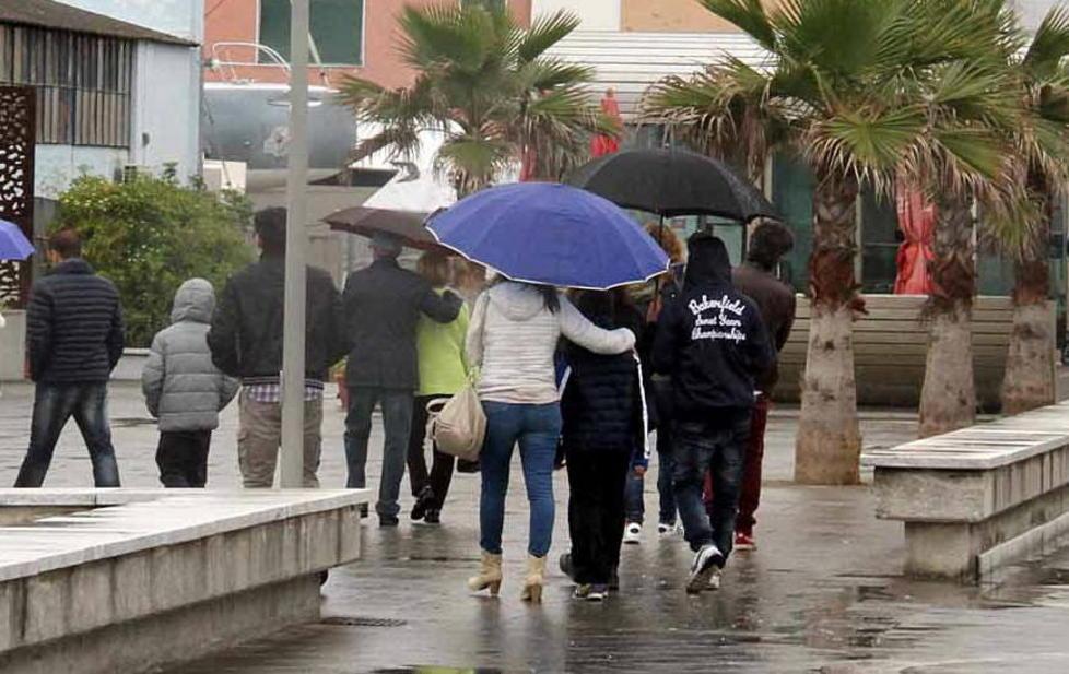 Punti di ristoro sulla spiaggia Il Comune ci riprova