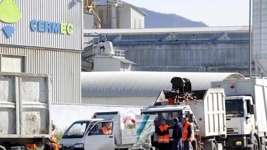 «Al presidente dagli un po’ 3.000 euro cash, sennò piange»