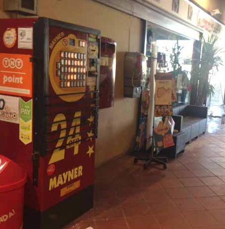 Danno fuoco al Cafè Glamour di Banditella 