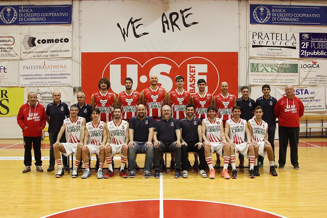 Il gruppo dell'Use immortalato all'inizio della stagione 2014/2015 (foto agenzia Carlo Sestini)