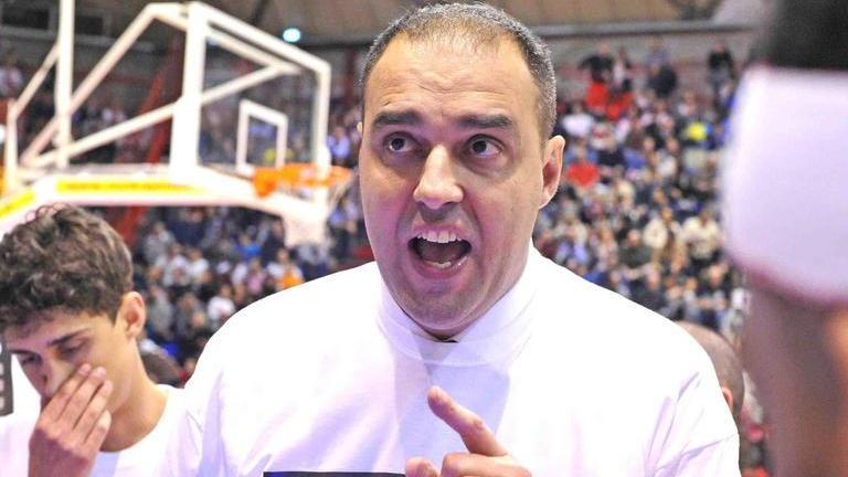 Paolo Moretti, coach della Tesi Group Pistoia (foto Gori)