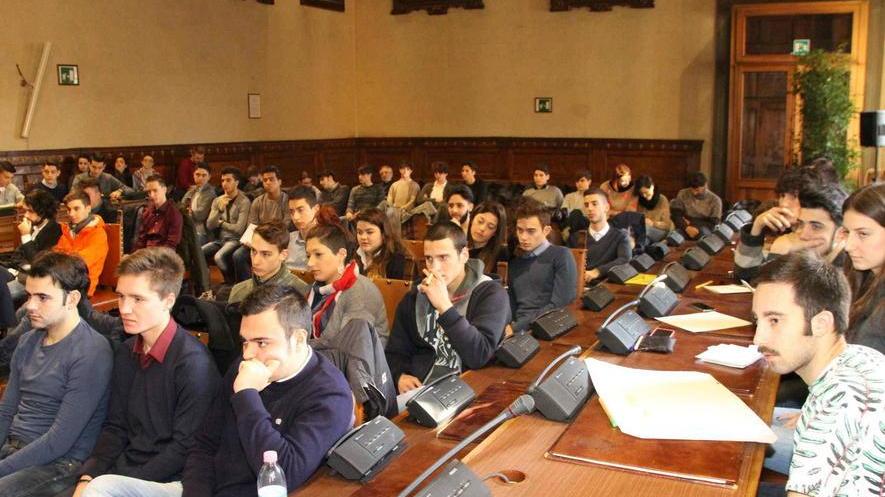 Gli studenti chiedono uno spazio in centro